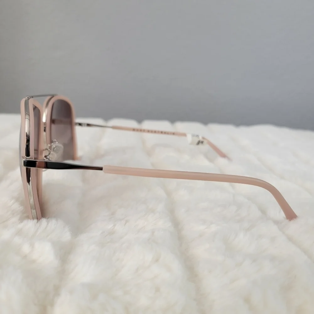 QUAY // ltd ed oversized aviators matte pink frame mirrored lenses nwot FLAW